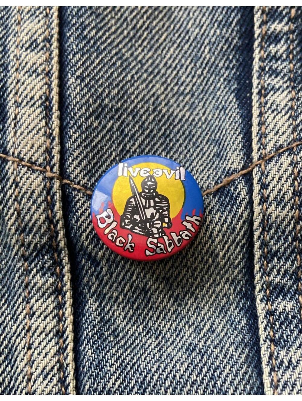 Black Sabbath Pinback Vintage Button Badge Music Pin 80s Retro British Metal#070